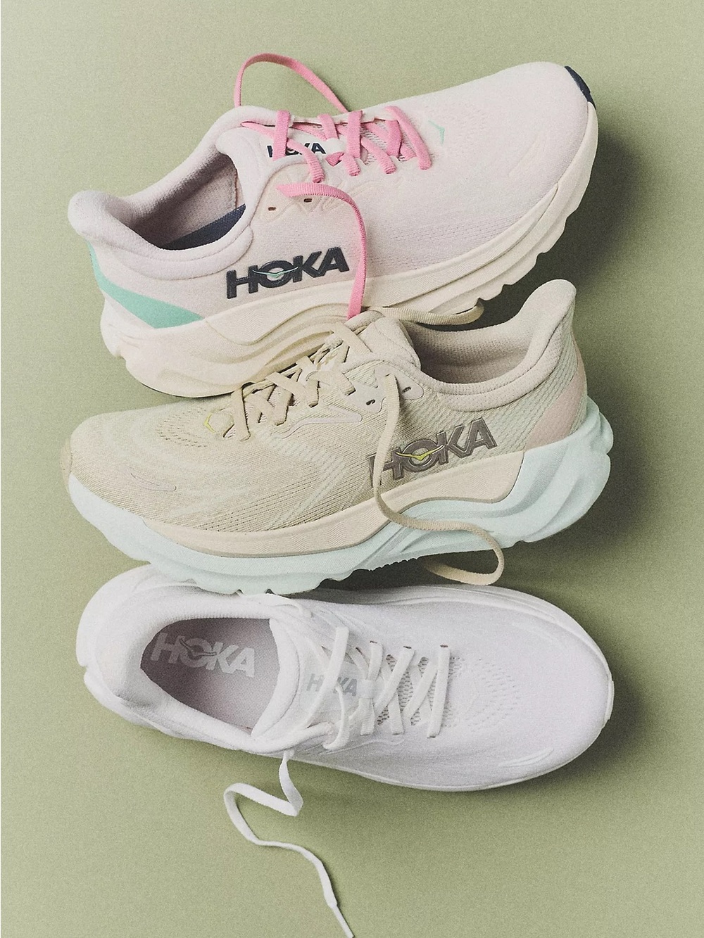 NIB HOKA Arahi 8 Sneakers in Color Oyster Mushroom/Truffle Salt Size Women’s 9.5 - Picture 3 of 4